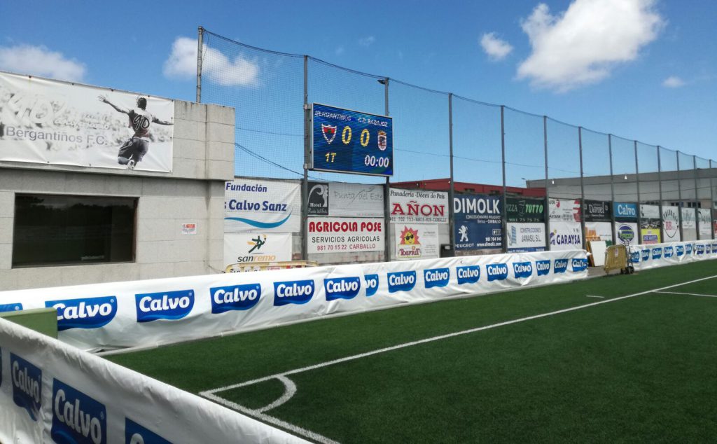 El fútbol español, apuesta por las pantallas led