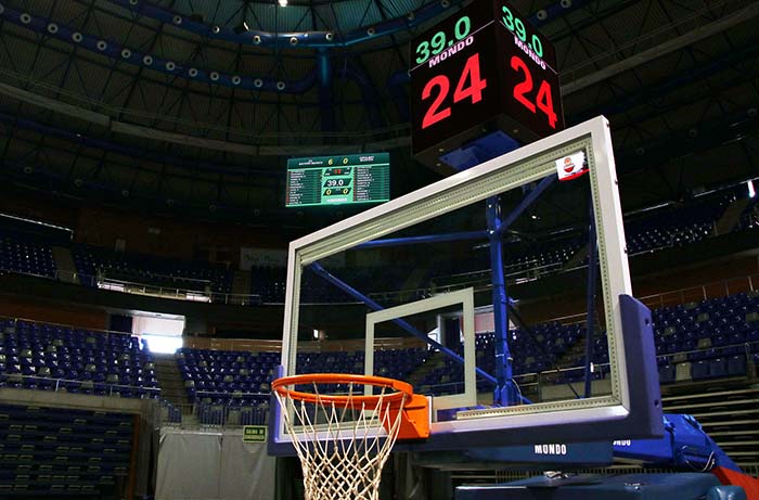 Pantallas led Mondo en el Palacio de los Deportes José María Martín Carpena, que también cuenta con un megacubo de pantallas led